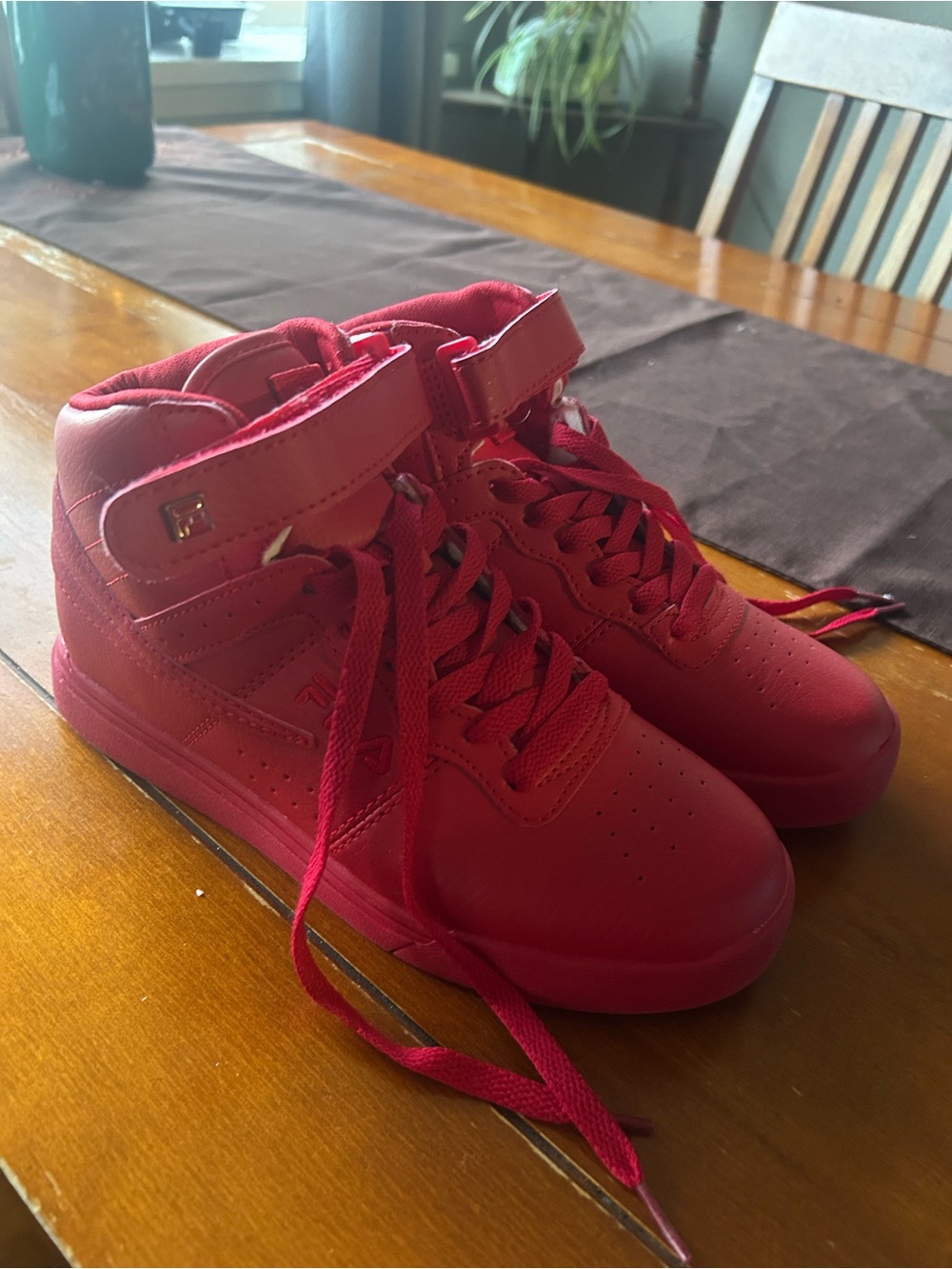 Fila Kids High-Top Sneakers in Red